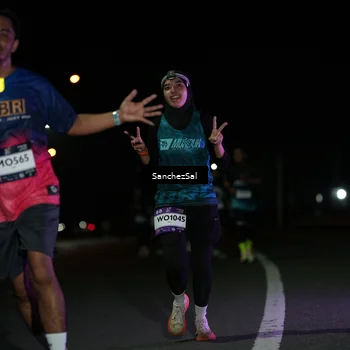 Runner Photo 7661838