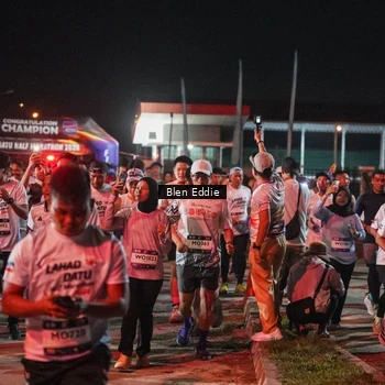 Runner Photo 7661839