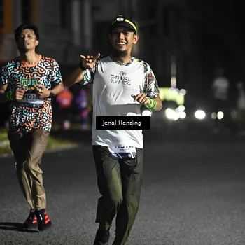 Runner Photo 7661842