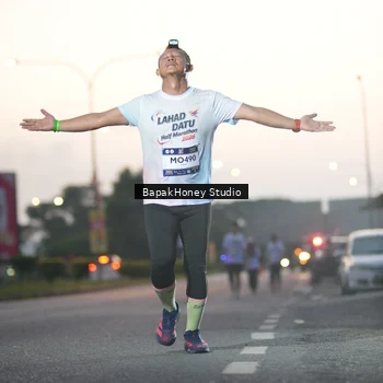 Runner Photo 7661857