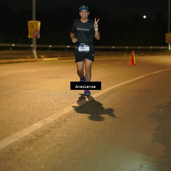 Runner Photo 7661884