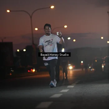 Runner Photo 7661893