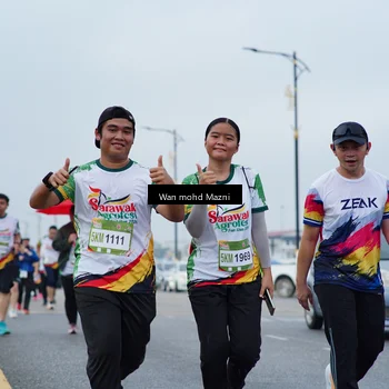 Runner Photo 7661899