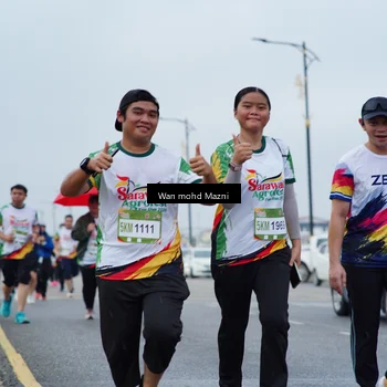 Runner Photo 7661900