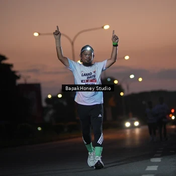 Runner Photo 7661911