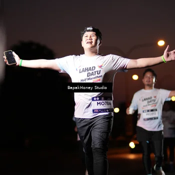 Runner Photo 7661930