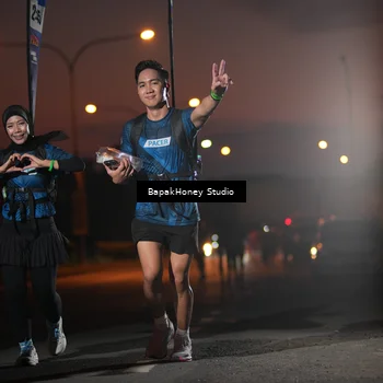 Runner Photo 7661935