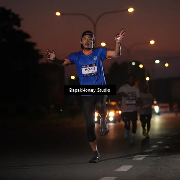 Runner Photo 7661945