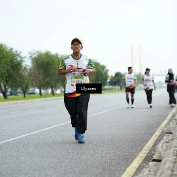 Runner Photo 7661974
