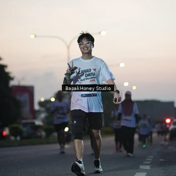 Runner Photo 7661992