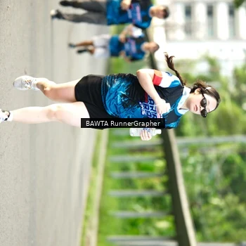 Runner Photo 7662002