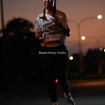 Runner Photo 7662007