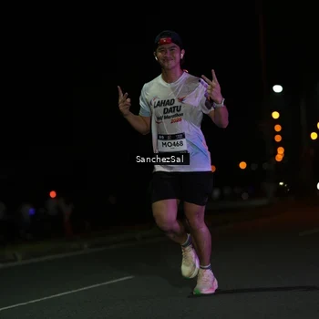 Runner Photo 7662009