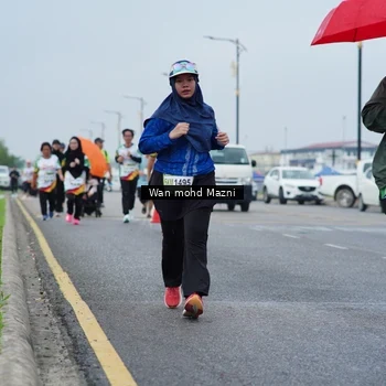 Runner Photo 7662019