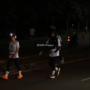 Runner Photo 7662063