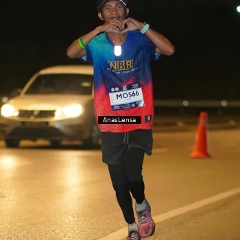 Runner Photo 7662071