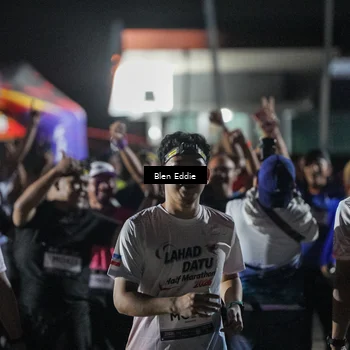 Runner Photo 7662075