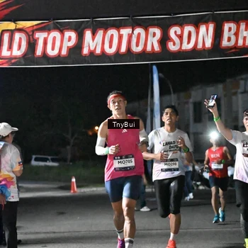Runner Photo 7662078