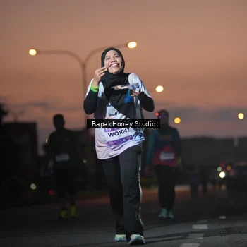 Runner Photo 7662093