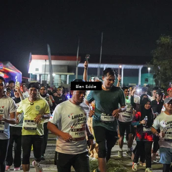 Runner Photo 7662094