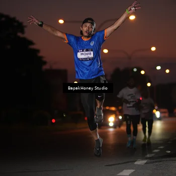 Runner Photo 7662112