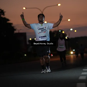 Runner Photo 7662125