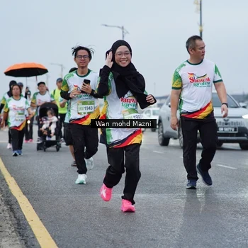 Runner Photo 7662149