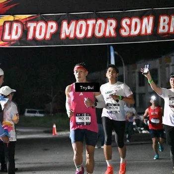 Runner Photo 7662157