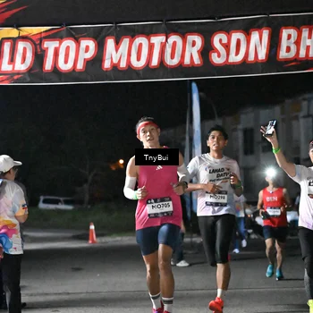 Runner Photo 7662164