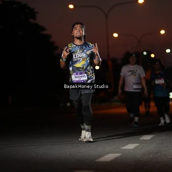 Runner Photo 7662206