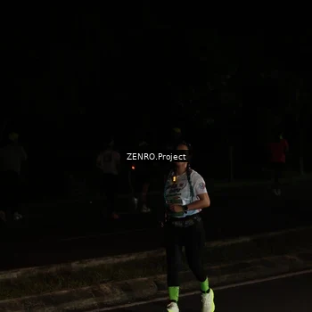 Runner Photo 7662234