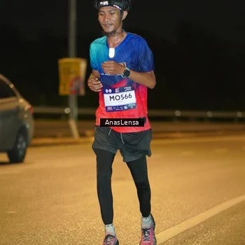 Runner Photo 7662246