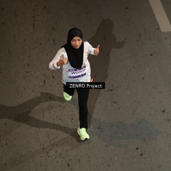 Runner Photo 7662261