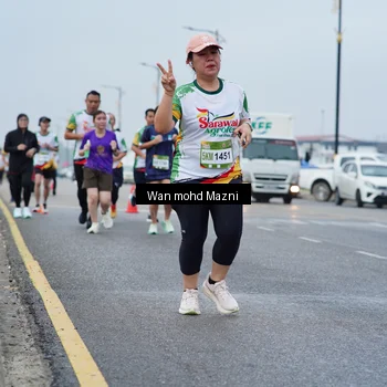 Runner Photo 7662324