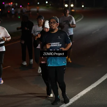 Runner Photo 7662328