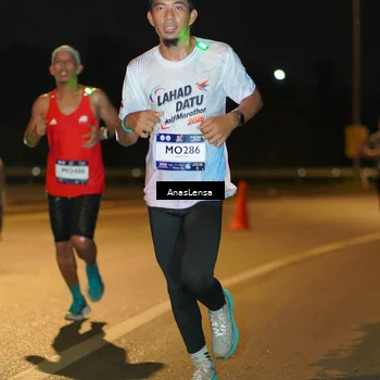 Runner Photo 7662402