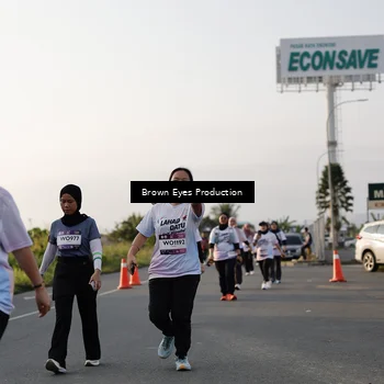 Runner Photo 7662410
