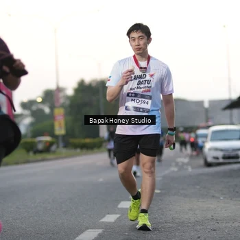 Runner Photo 7662412