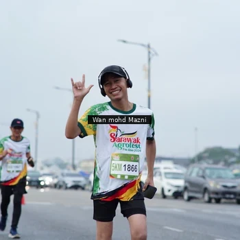Runner Photo 7662423