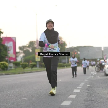 Runner Photo 7662425