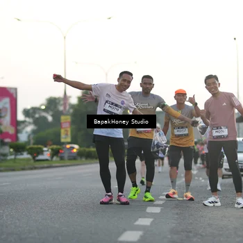 Runner Photo 7662456