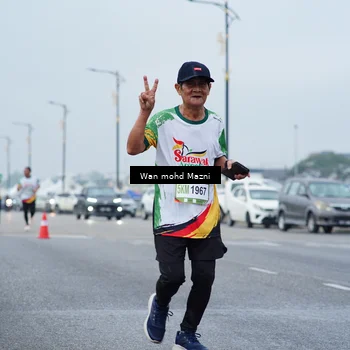 Runner Photo 7662494
