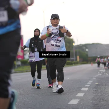 Runner Photo 7662503
