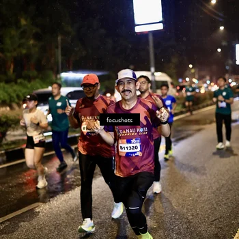 Runner Photo 7662508