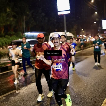 Runner Photo 7662512