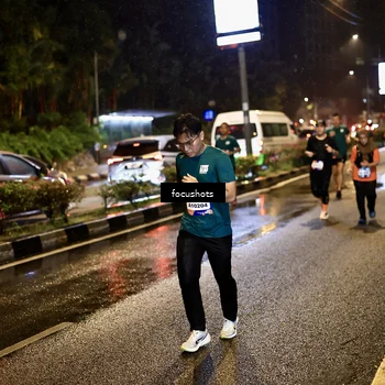 Runner Photo 7662515