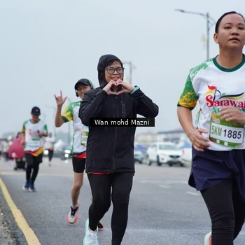 Runner Photo 7662524