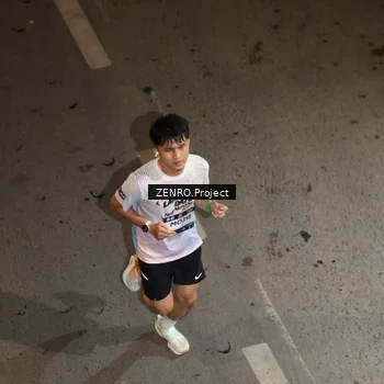 Runner Photo 7662556