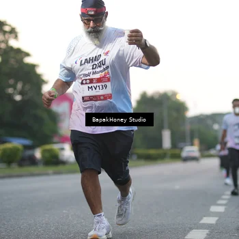 Runner Photo 7662558
