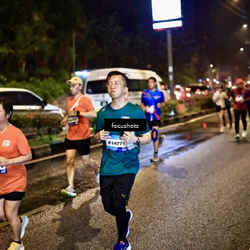Runner Photo 7662562